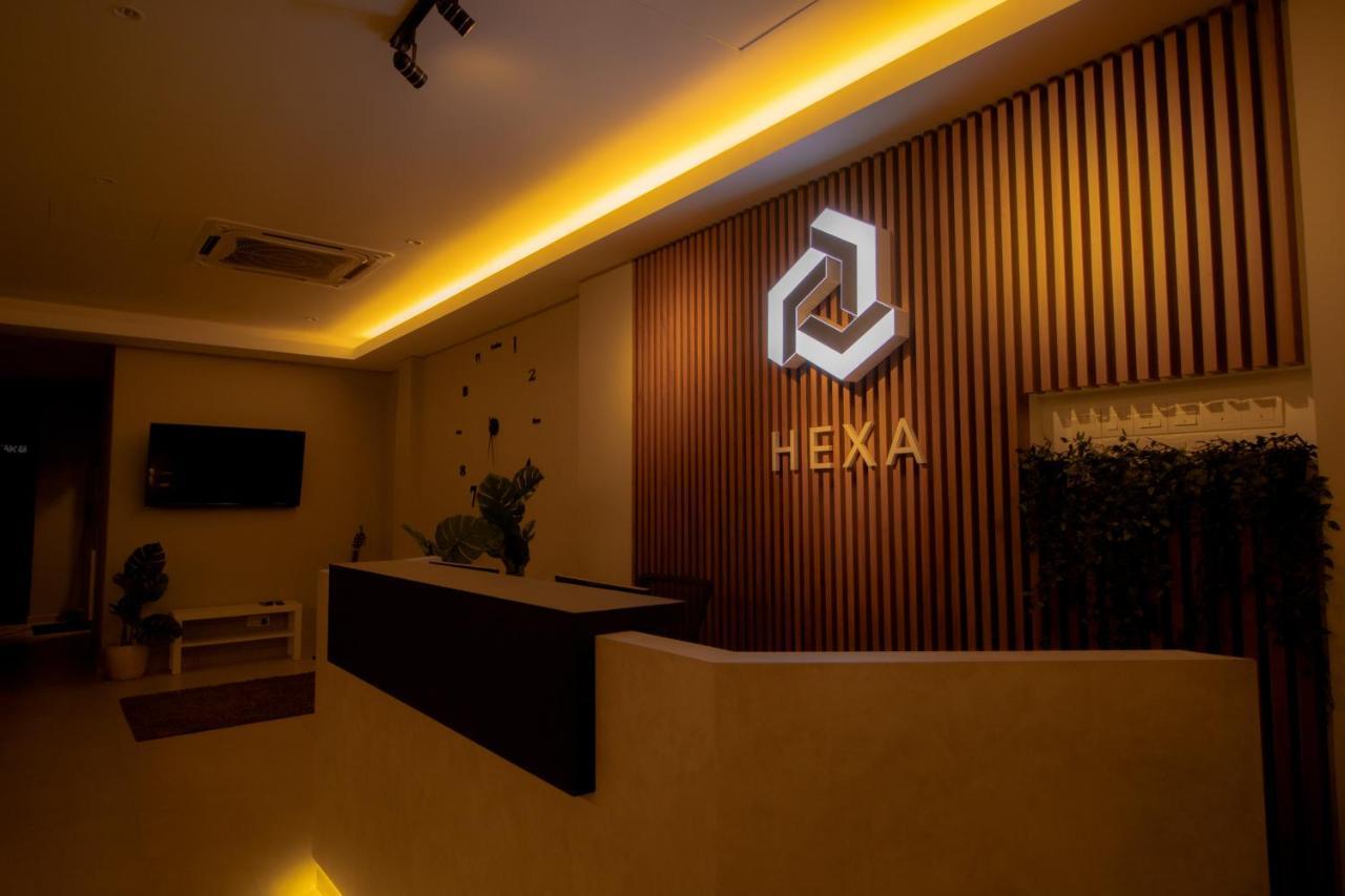Hexa Hotel & Backpackers Capsules Bukit Bintang Kuala Lumpur Buitenkant foto